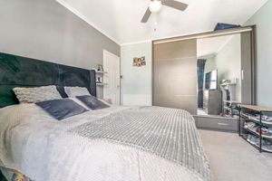 Photo 19- click for photo gallery